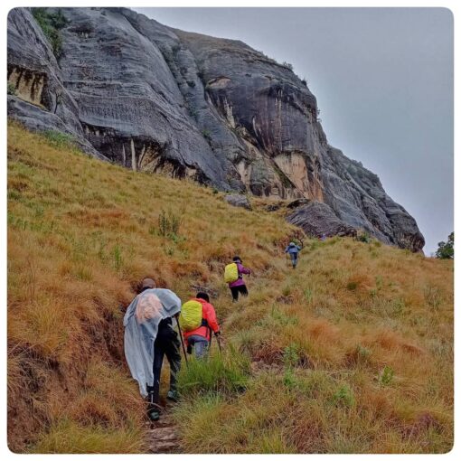 Cathedral Peak Tour - Image 8